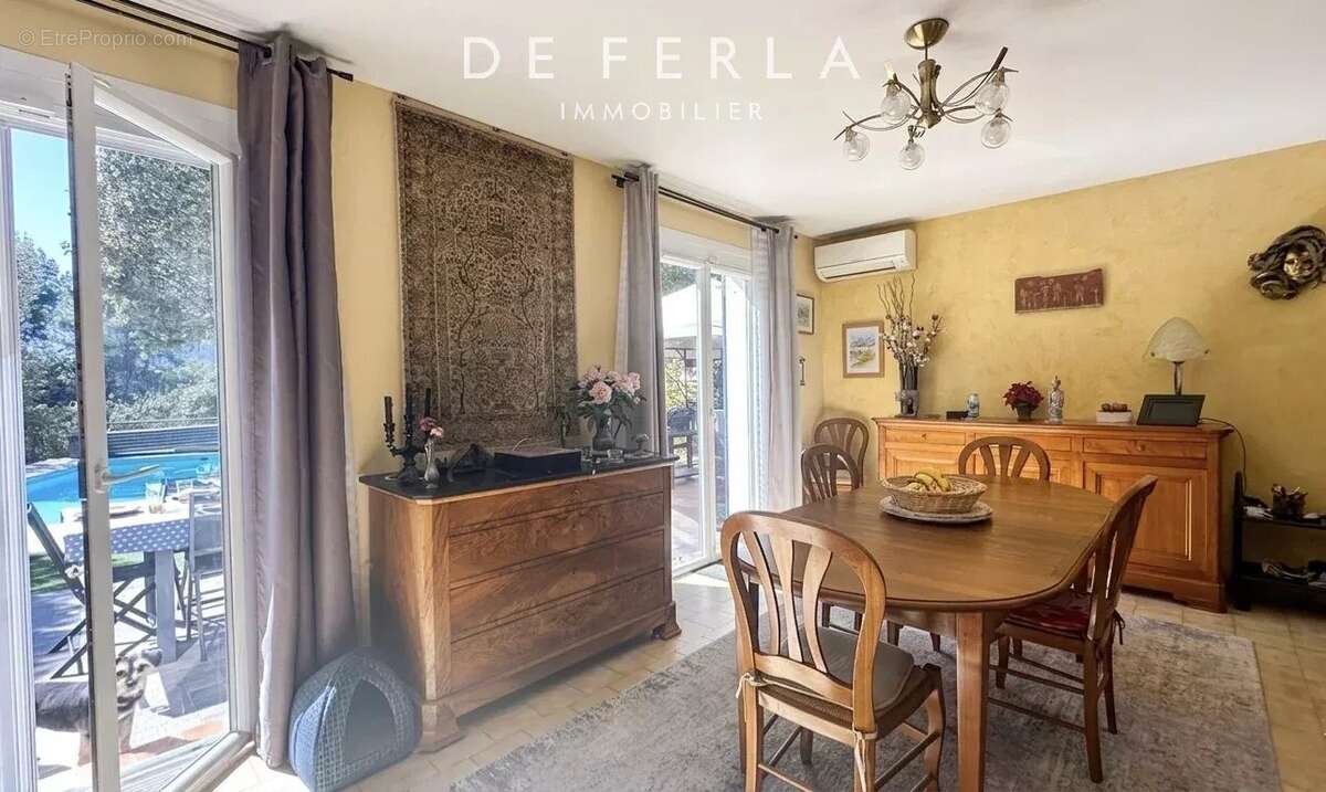 Maison à PEYROLLES-EN-PROVENCE