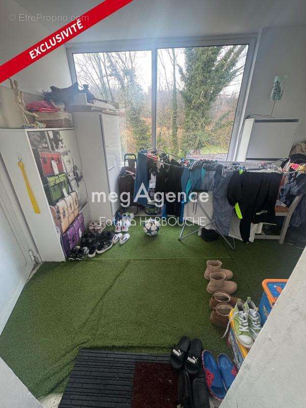 Appartement à LE CHAMBON-FEUGEROLLES