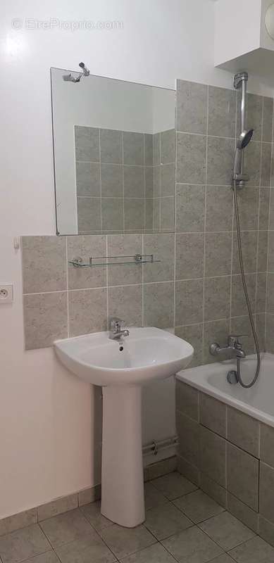 Appartement à DAMMARIE-LES-LYS