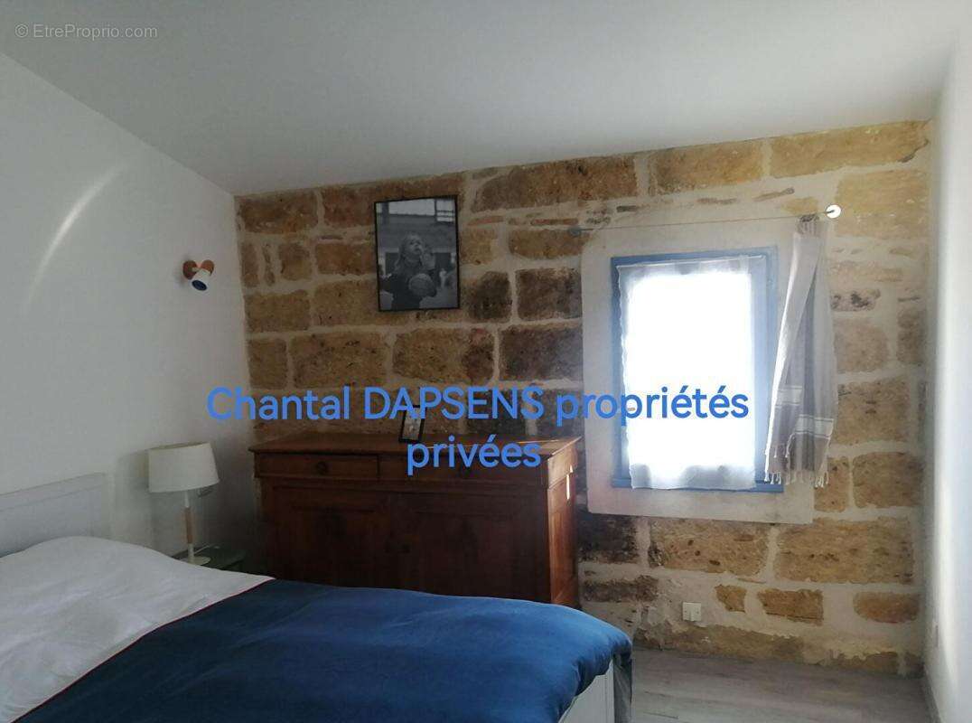 Appartement à MEZE