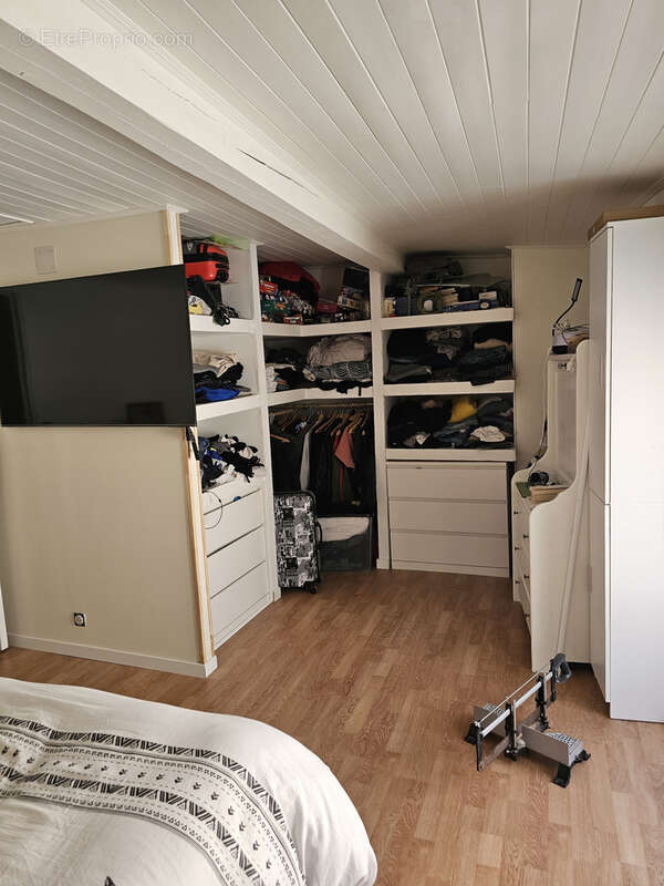 Maison à LA ROQUE-D'ANTHERON