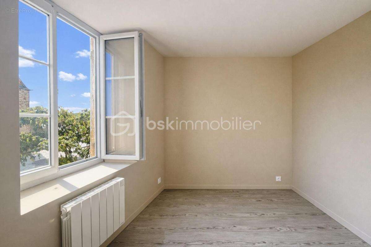 Appartement à POMMIERS