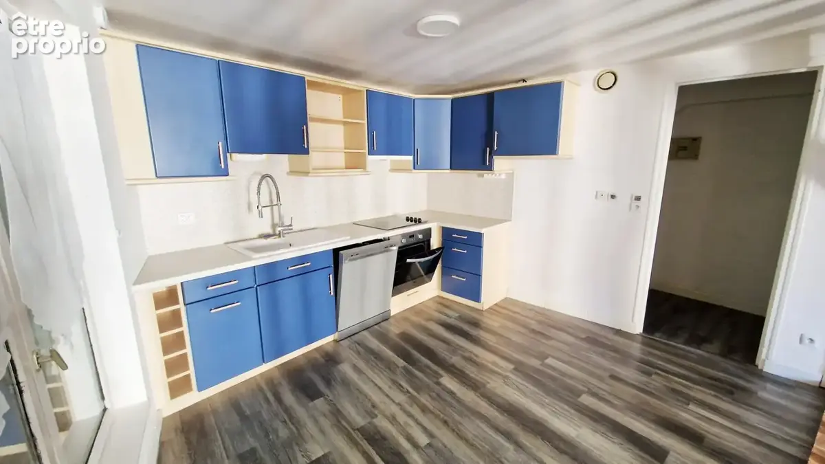 Très bel appartement F3 - Ascenseur - Coeur de ville historique - photo 3
