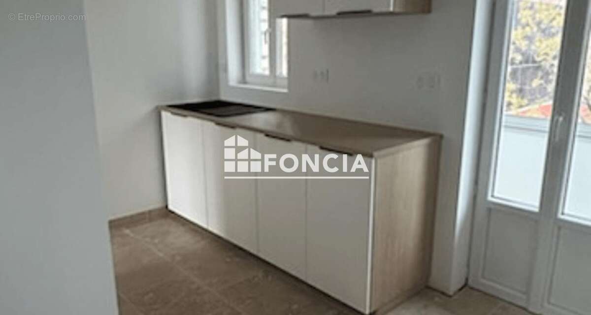 Appartement à SALON-DE-PROVENCE