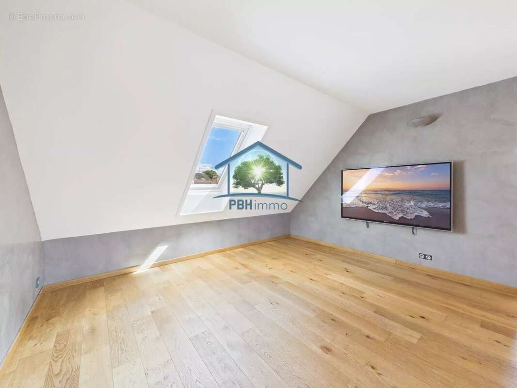 Maison à OBERMODERN-ZUTZENDORF