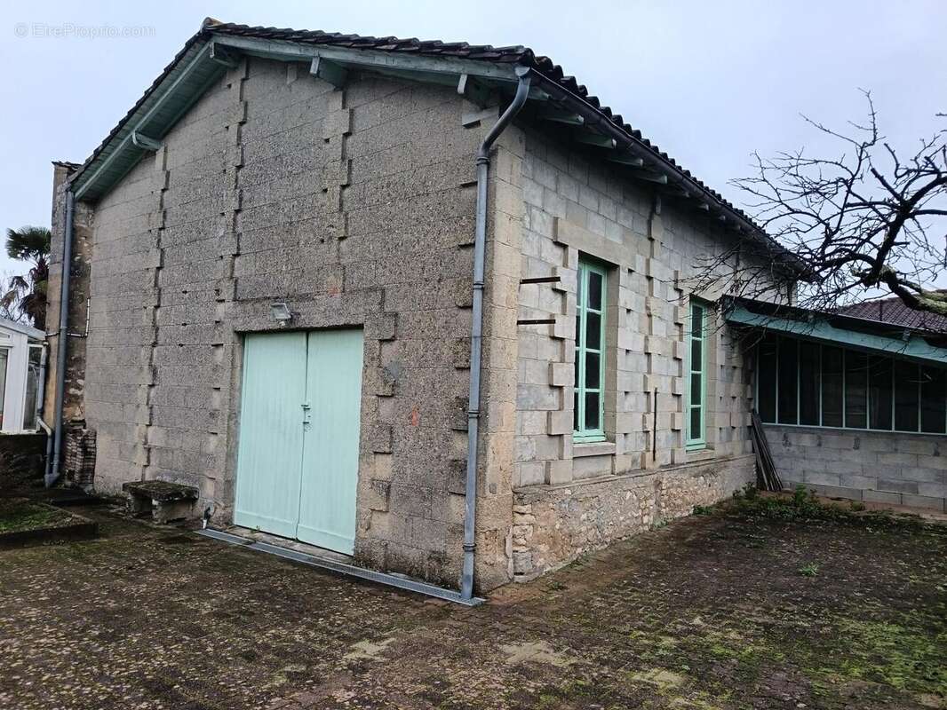 Photo 2 - Maison à COGNAC