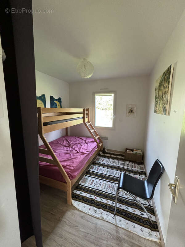 Maison à SAINTE-COLOMBE-DE-VILLENEUVE