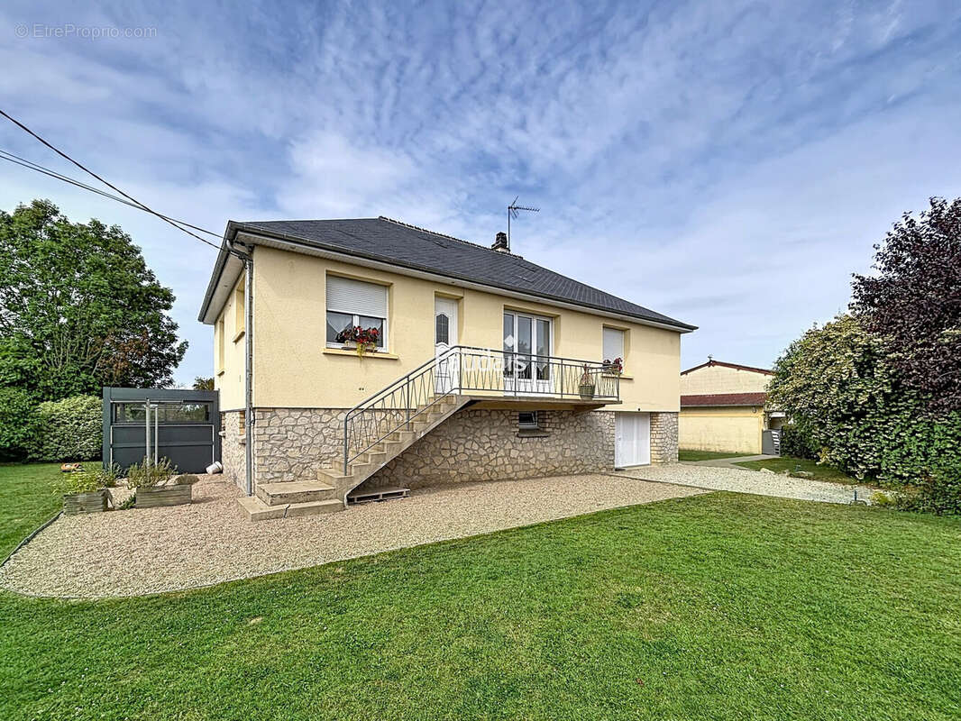 Maison 120 m² à Sainte-Mere-Eglise  - photo 2