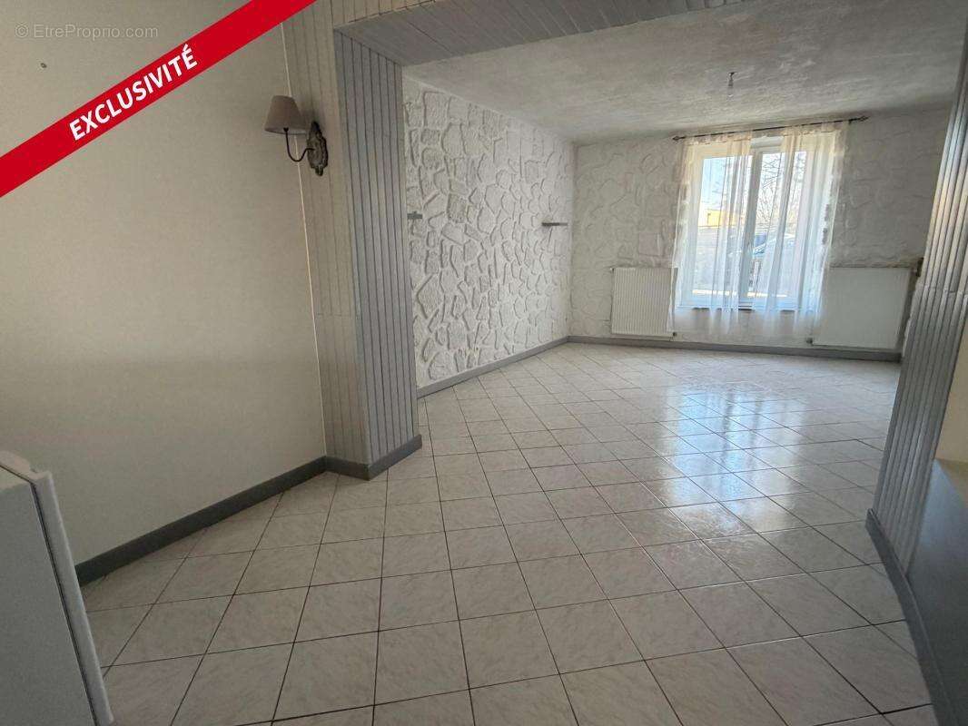 Maison à SARGE-LES-LE-MANS