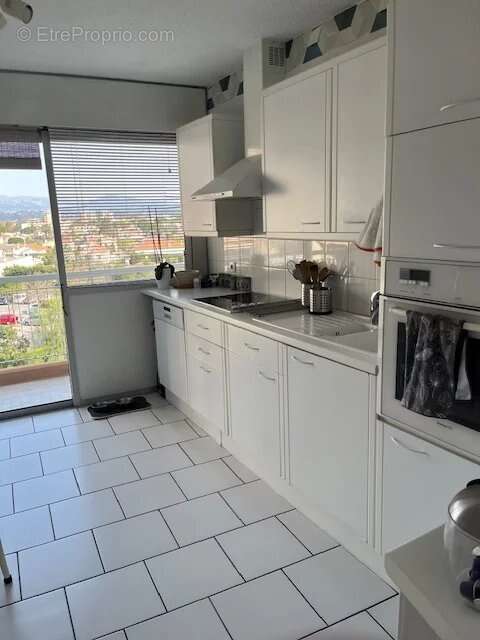 Appartement à MANDELIEU-LA-NAPOULE
