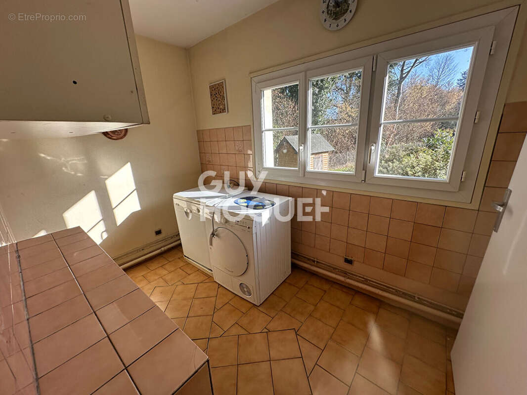 Maison à LE MESNIL-GUILLAUME