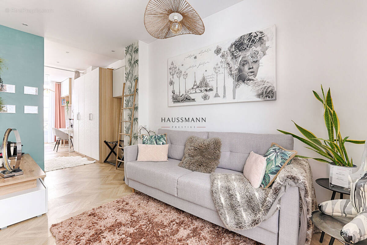 Appartement à PARIS-4E