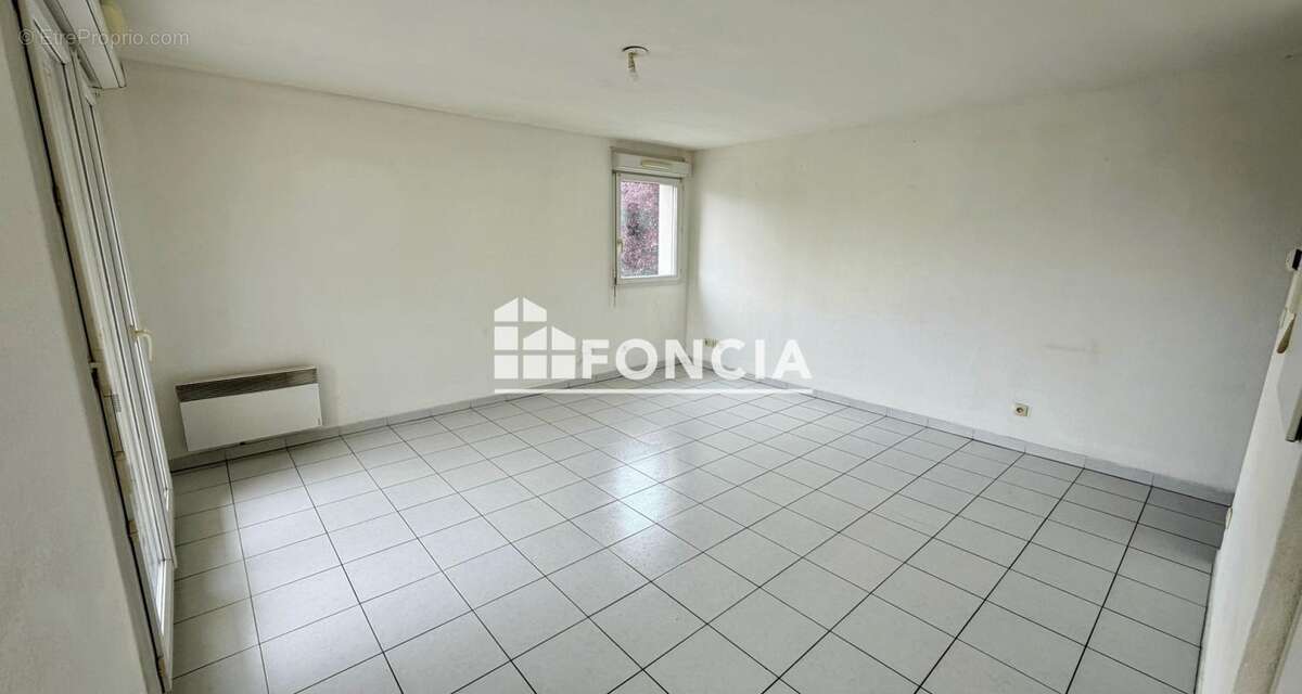 Appartement à MONTIGNY-EN-GOHELLE