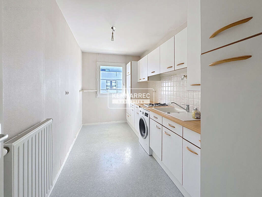 Appartement à SAINT-JACQUES-DE-LA-LANDE