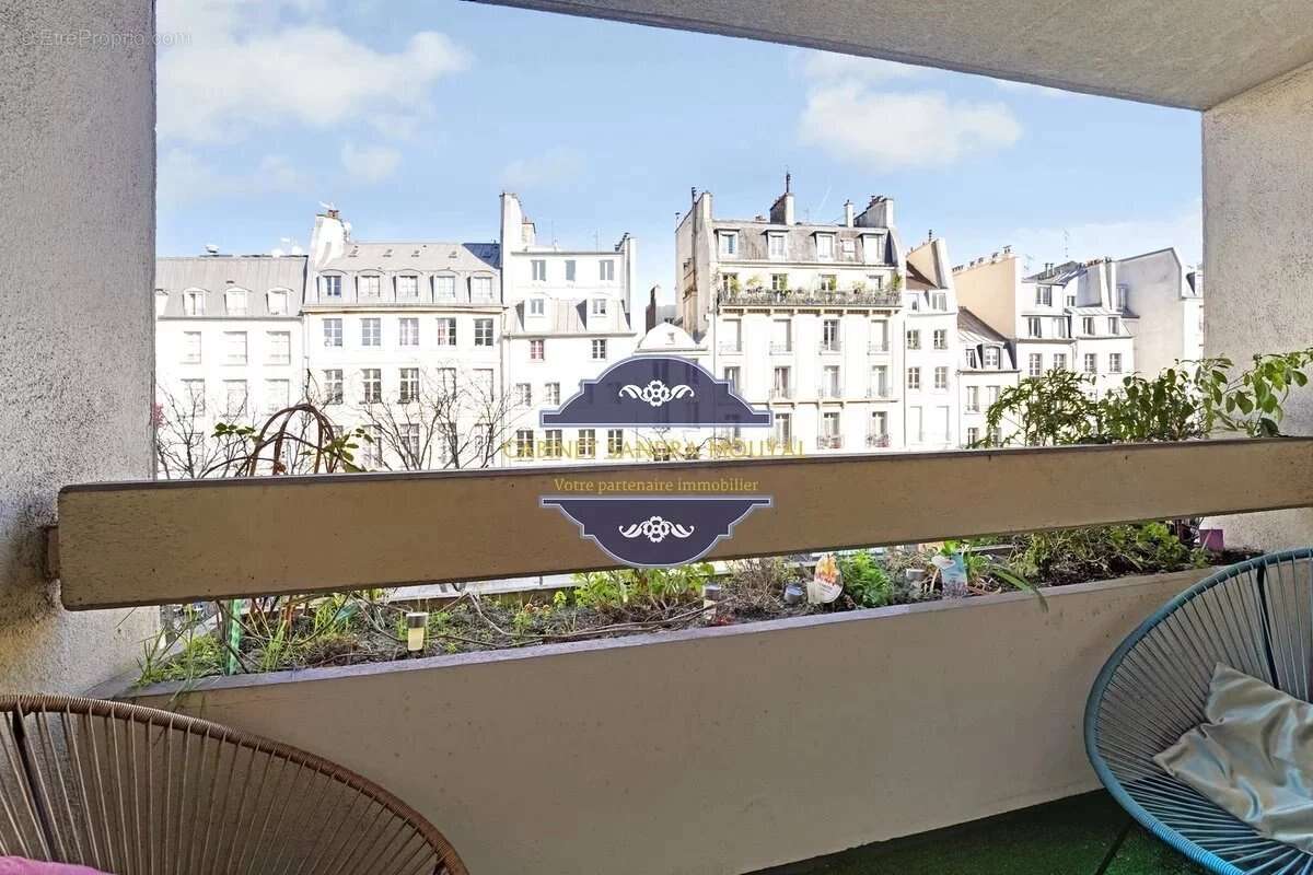 Appartement à PARIS-3E