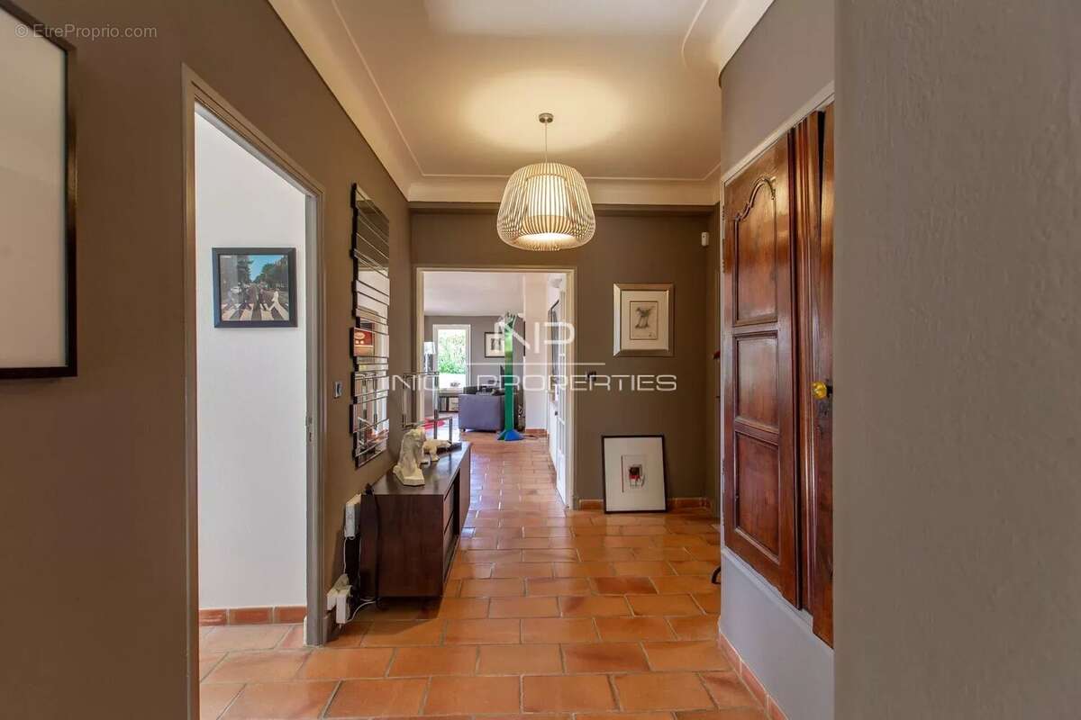 Maison à SAINT-JEANNET