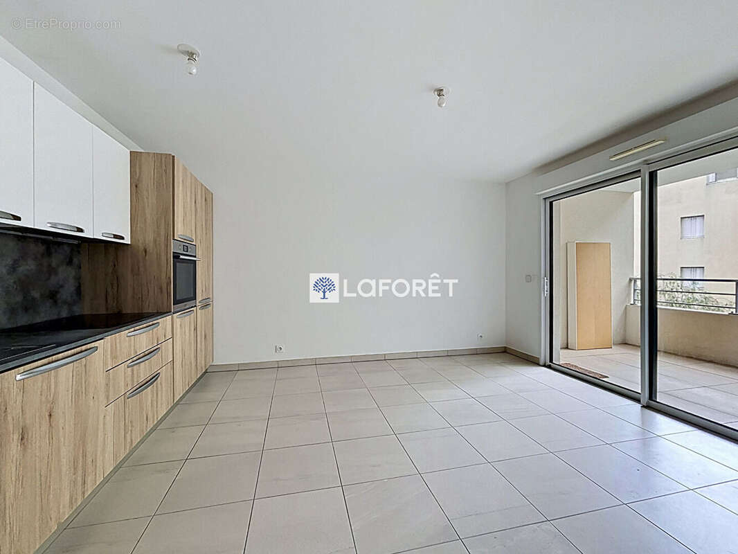 Beausoleil 2 pièces 39.36 m2 - terrasse  et garage fermé - photo 4