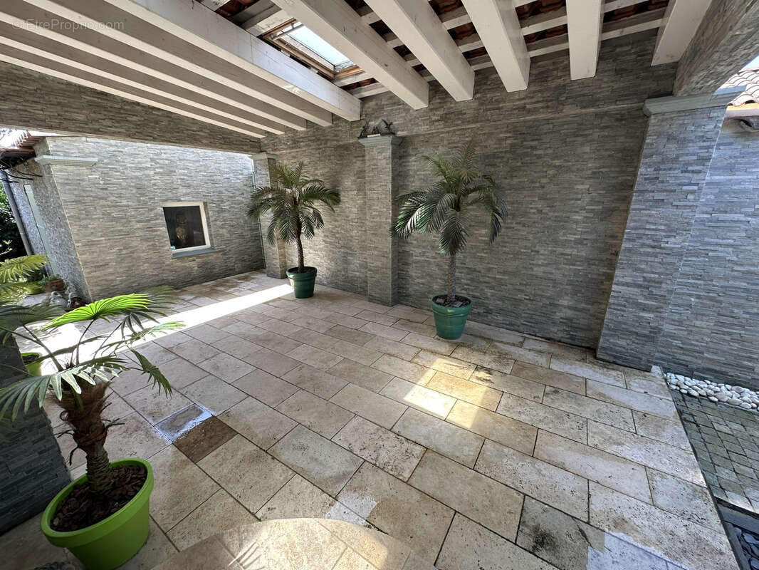 Maison à BRUE-AURIAC