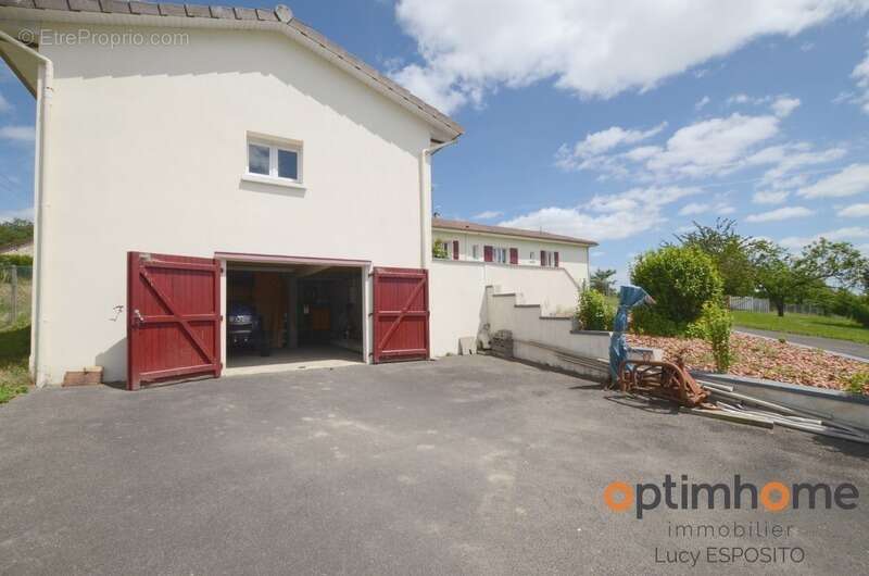 Propriété exceptionnelle avec étang privé sur plus de 1,7 hectare – Mazerolles, Charente  - photo 49
