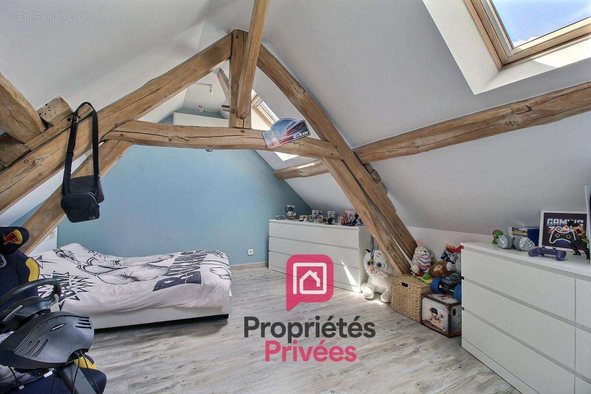 CHEVILLON SUR HUILLARD (45700) - Longère rénovée 130 m² habitables - 4 chambres - Terrain de 2 100 m² - photo 11