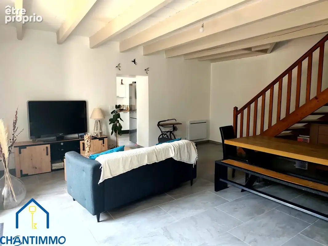 Maison en pierre rénovée avec dépendances - photo 6