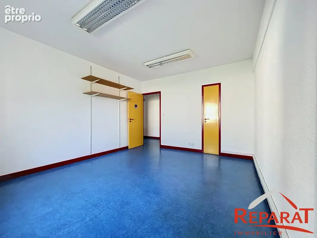 Commerce 156 m² à Brive-La-Gaillarde  - photo 9