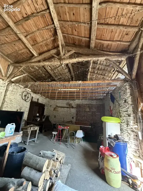 NOE - Corps de ferme 160 m2 et dépendances. - photo 11