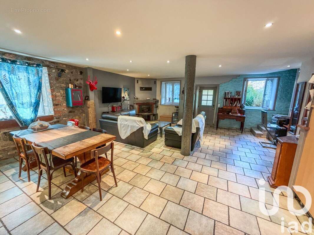 Photo 4 - Maison à SAINT-ETIENNE