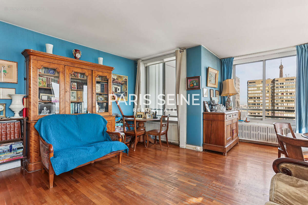 Appartement à PARIS-15E