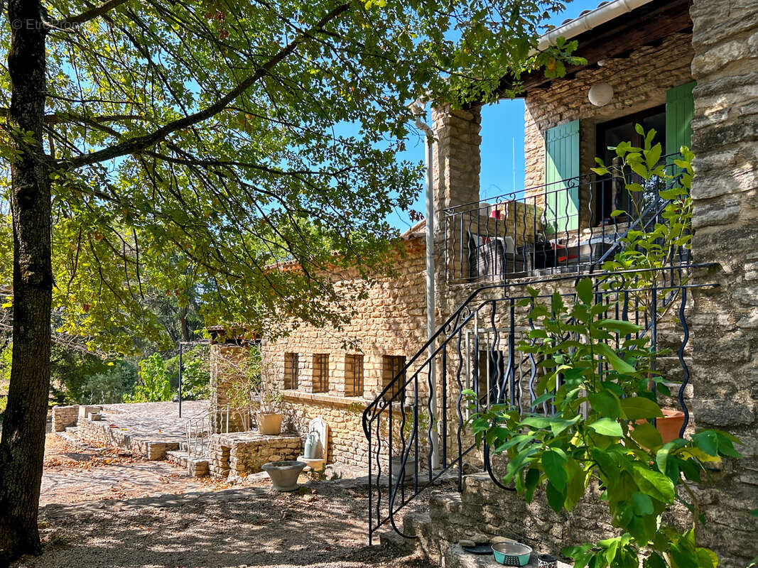 Maison à CABRIERES-D'AVIGNON