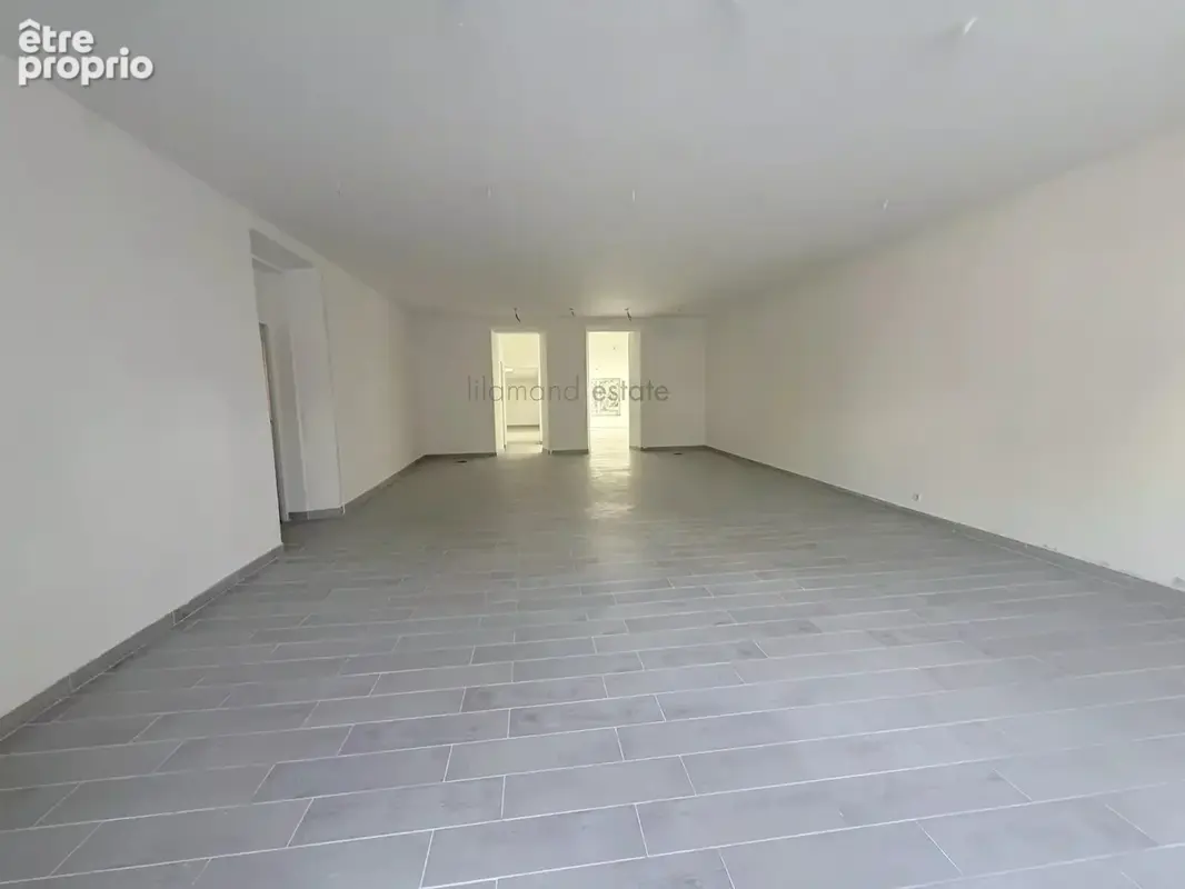 Cannes – place du cdt maria – murs commerciaux libres 120 m² – toutes activités - photo 10