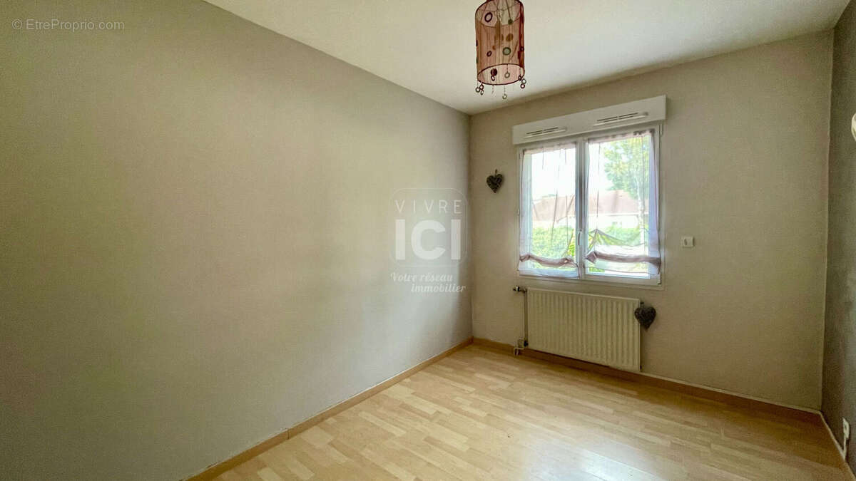 Maison à BOUGUENAIS