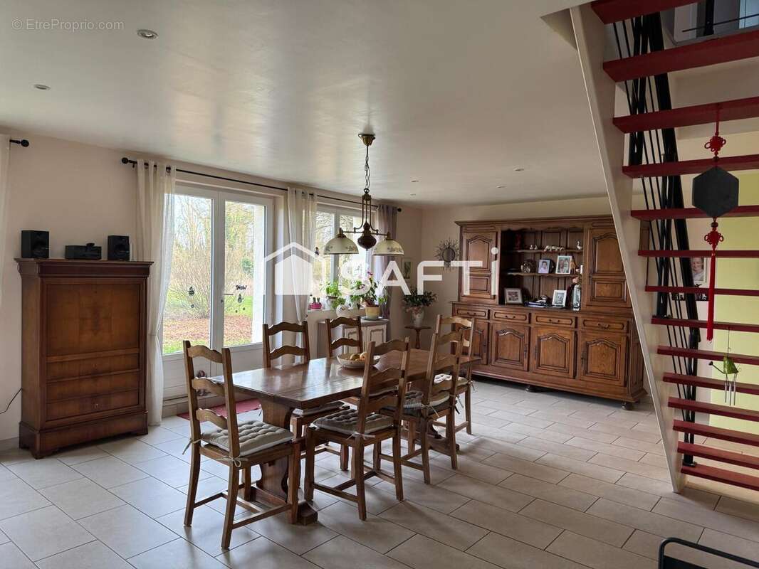 Photo 3 - Maison à MAIGNELAY-MONTIGNY