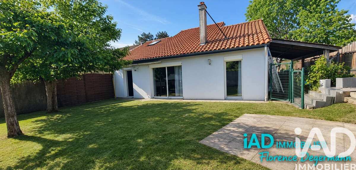 Maison 96 m² à Floirac  - photo 3