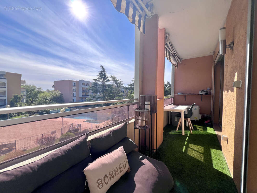 Appartement à MANDELIEU-LA-NAPOULE