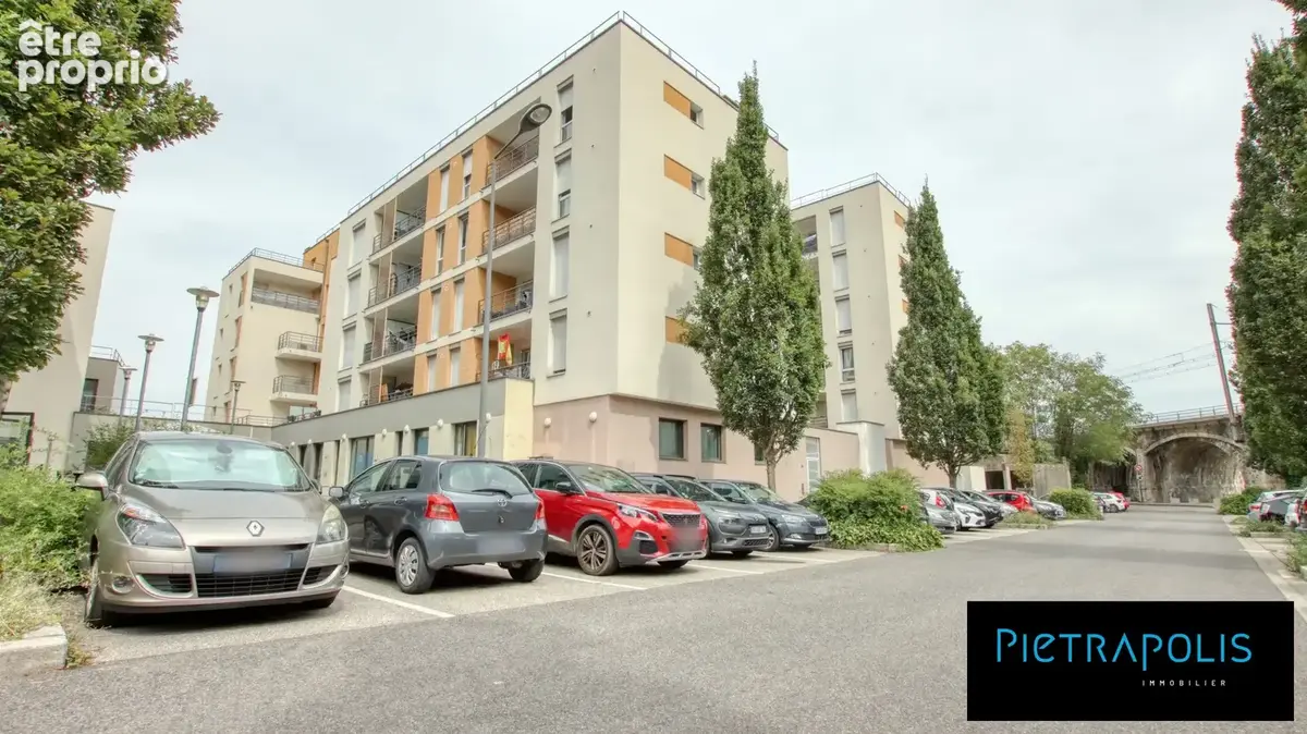 Appartement à GIVORS