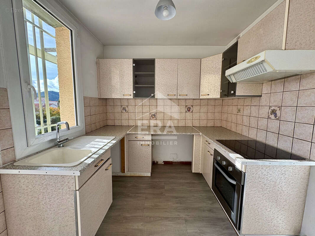 Appartement à SAINT-CYR-SUR-MER