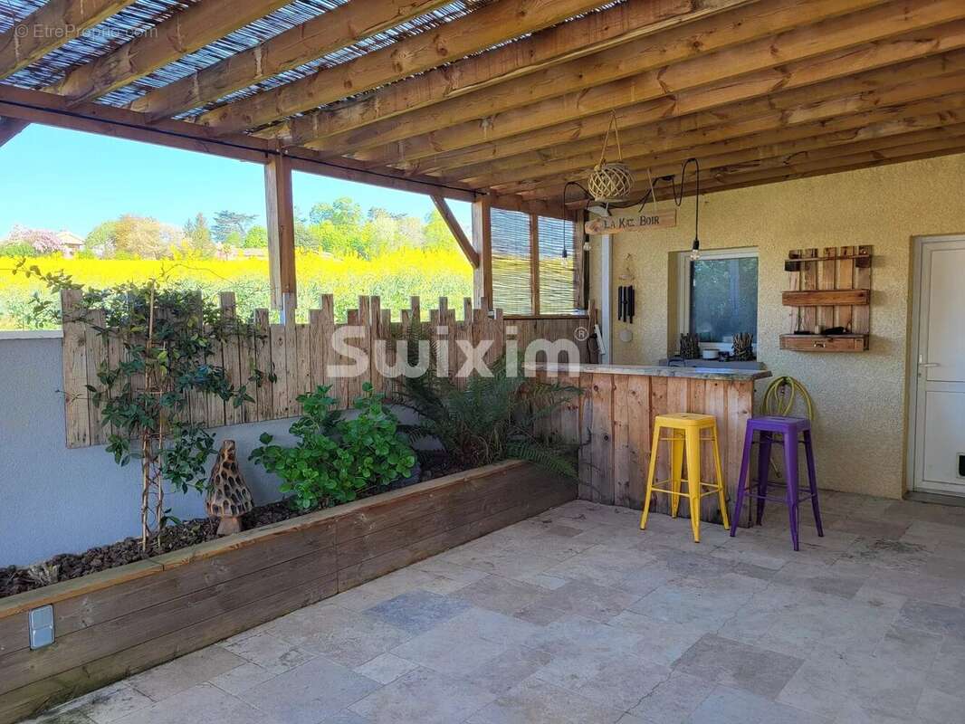 Superbe villa de 160 m² avec piscine à Charnay-lès-Mâcon - photo 4