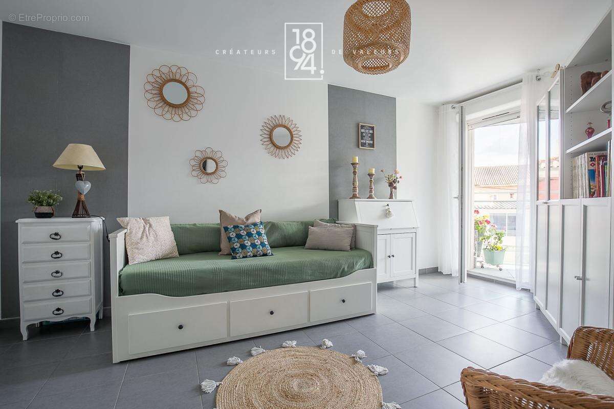 Appartement à MARSEILLE-8E