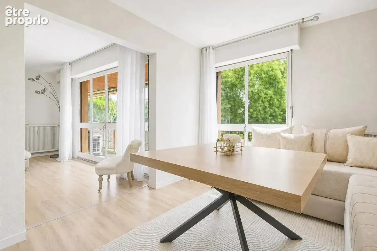 Appartement de 4 pièces de 77 m² à Avignon - photo 2