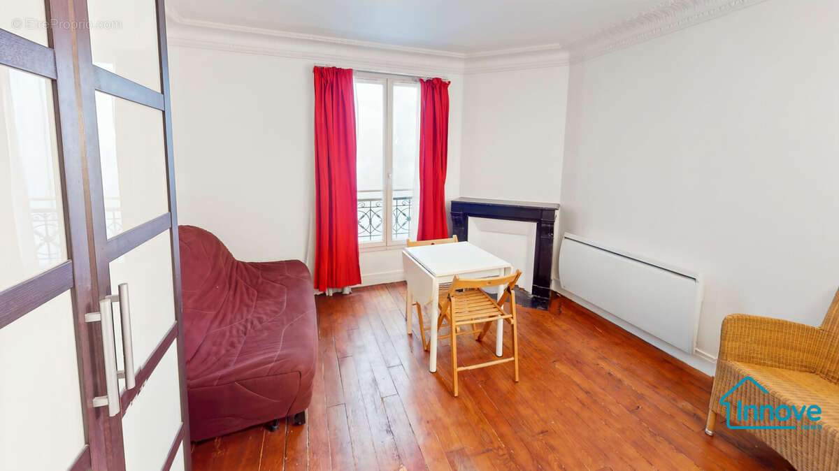 Appartement à PARIS-14E