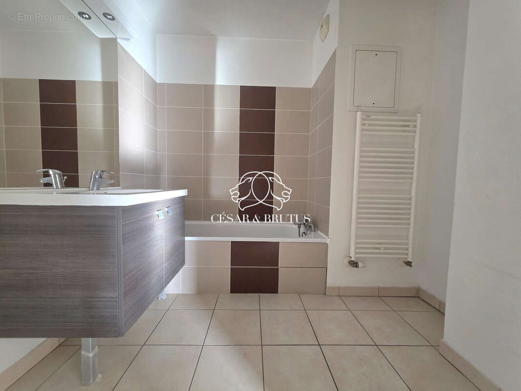 Appartement à VENISSIEUX