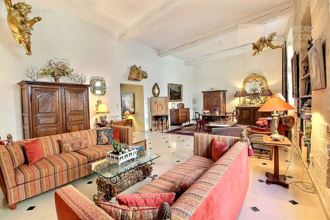 Appartement à UZES