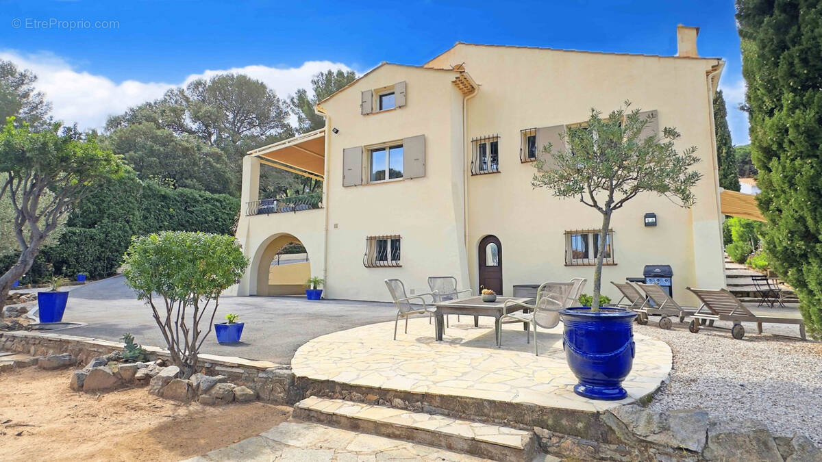 Maison à CAVALAIRE-SUR-MER