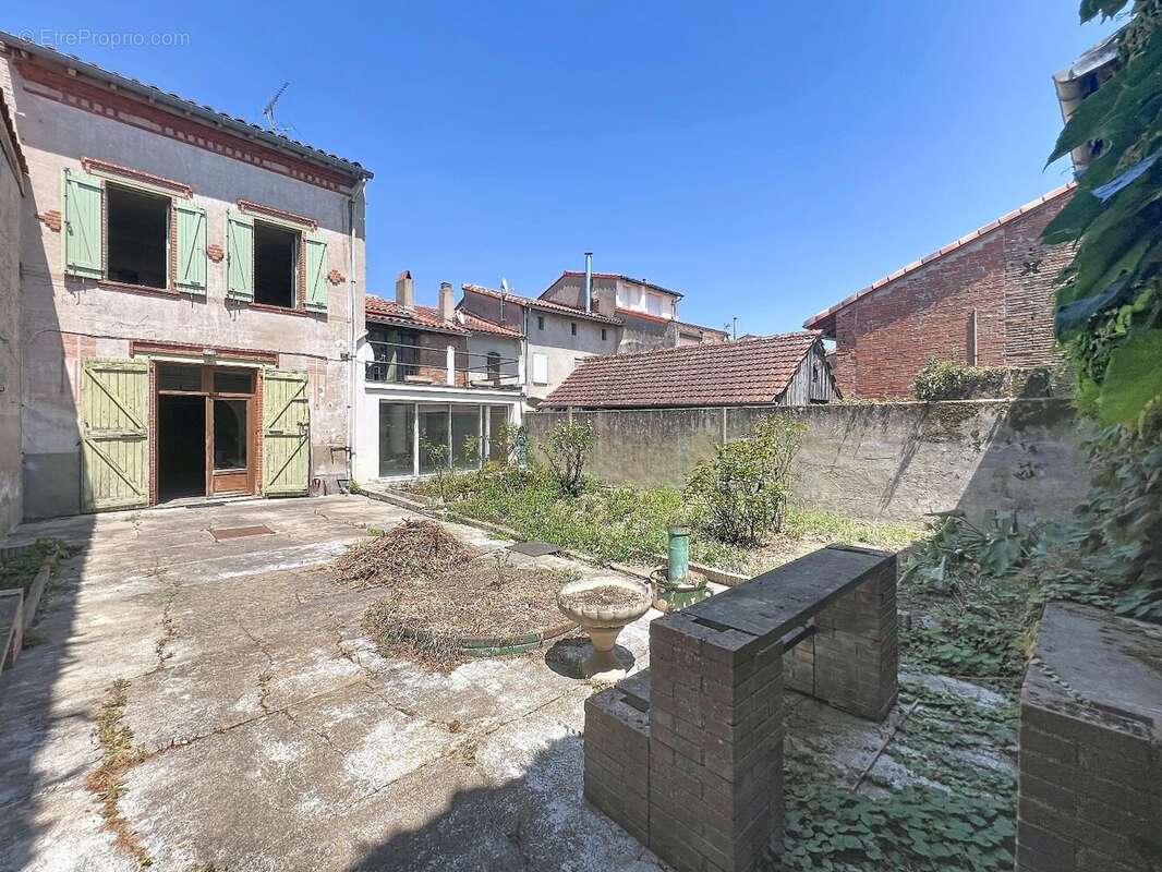Maison à BAZIEGE