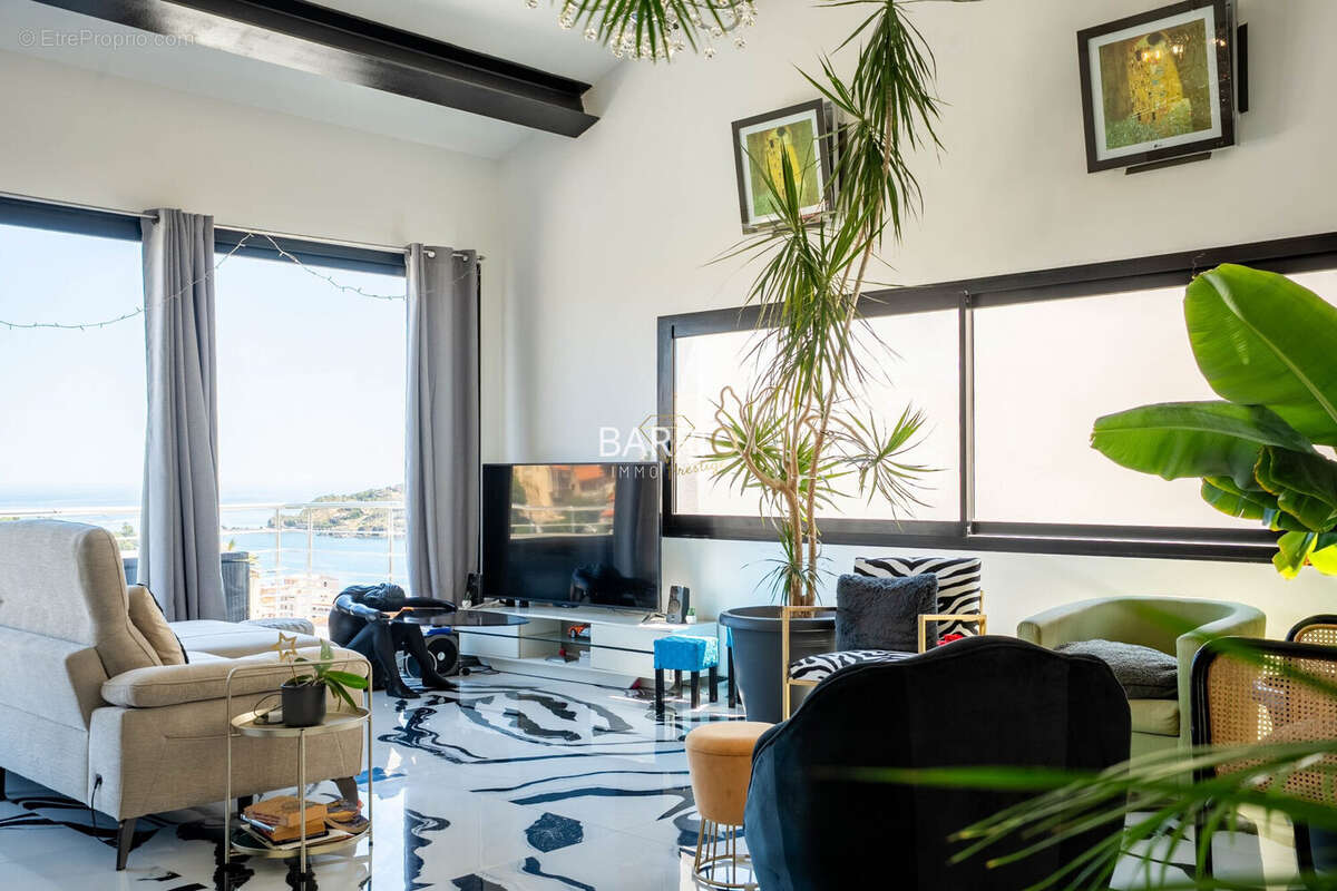 Maison 250 m² à Port-Vendres  - photo 8