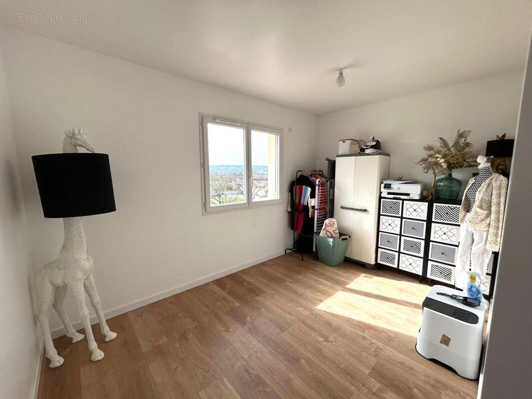 Photo 8 - Maison à ESTRABLIN