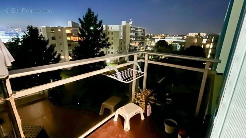 Appartement à LYON-8E