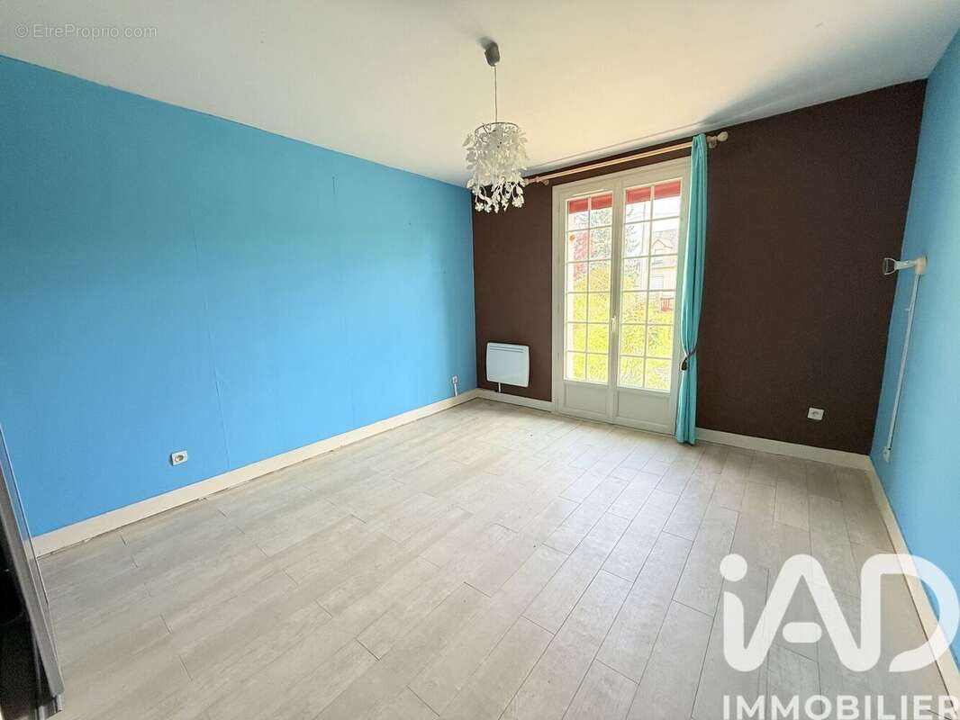 Photo 7