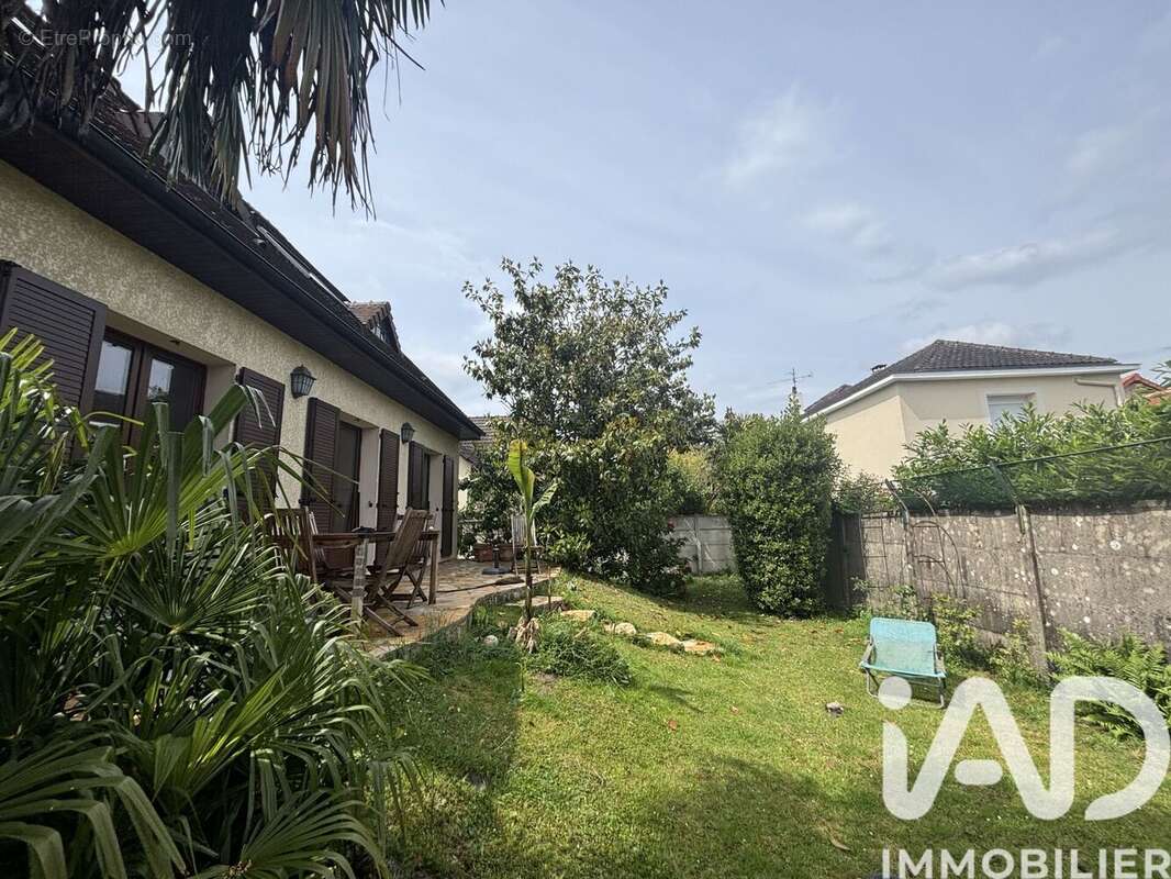 Photo 2 - Maison à NOISY-LE-GRAND